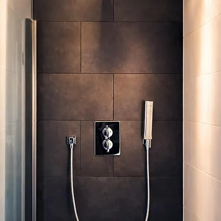 Nyaraló Silbermoewe