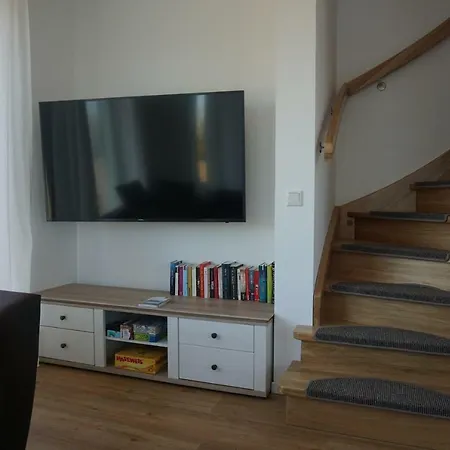 Silbermoewe Nyaraló *